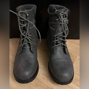 DREAM PAIRS - Gray Women’s Ankle Booties - Lace Up Mid Calf Boots - Size 6.5